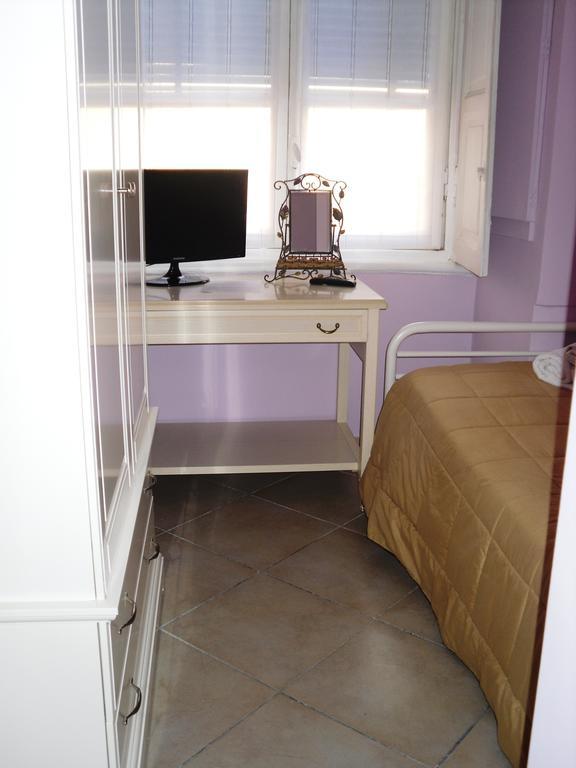 B&B Vesuvio Napoli Szoba fotó